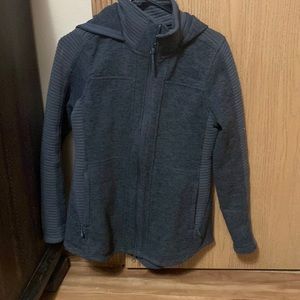 North face sweater